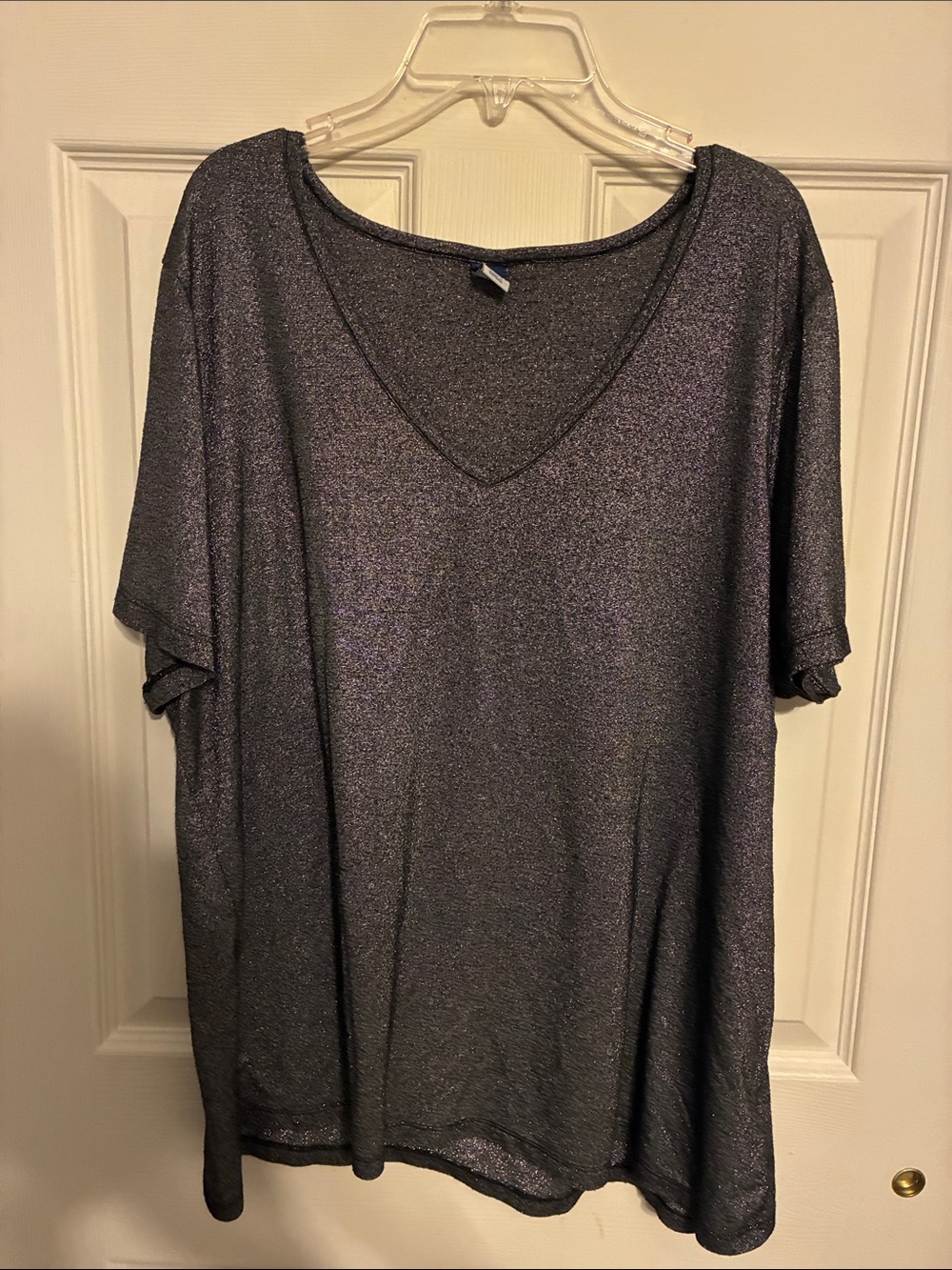 Old Navy Metallic Charcoal V-Neck Short Sleeve Tee